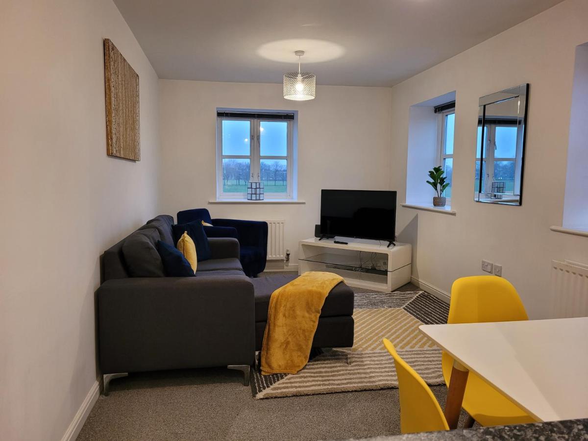 Catchpole Stays Abbey Field Apartment- A Lovely 2 Bed Apartment With Field Views Near Colchester Town Centre Buitenkant foto