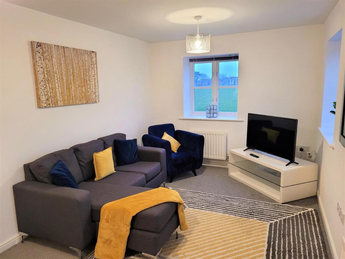 Catchpole Stays Abbey Field Apartment- A Lovely 2 Bed Apartment With Field Views Near Colchester Town Centre Buitenkant foto